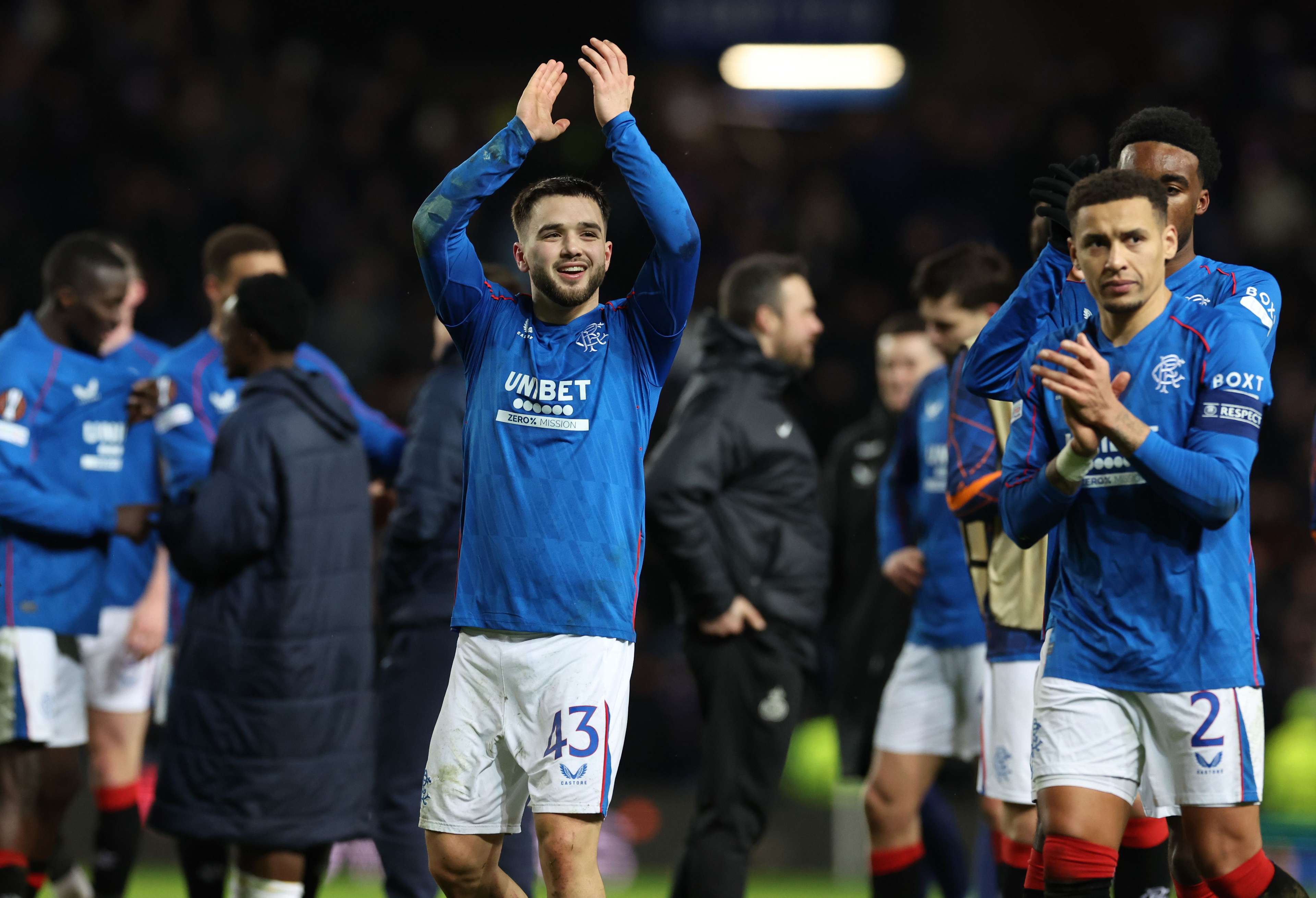 😢解雇成本高！若列维选择解雇澳波，将赔付1200万镑违约金.