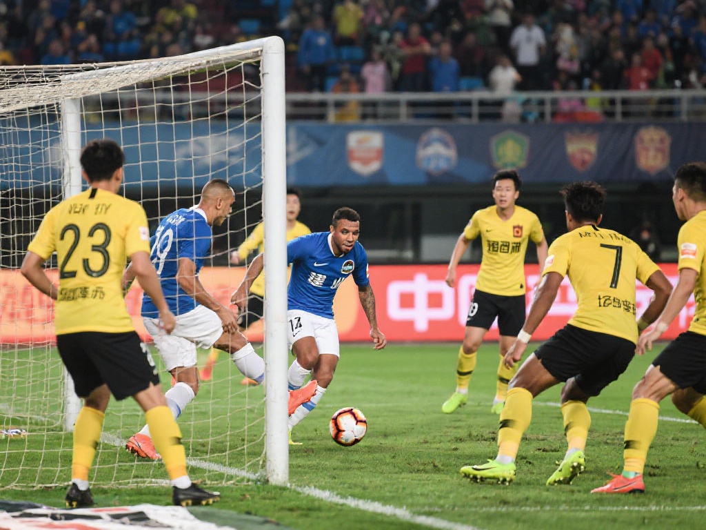 米兰新主帅锁定阿莱格里，法布雷加斯与德泽尔比成备胎